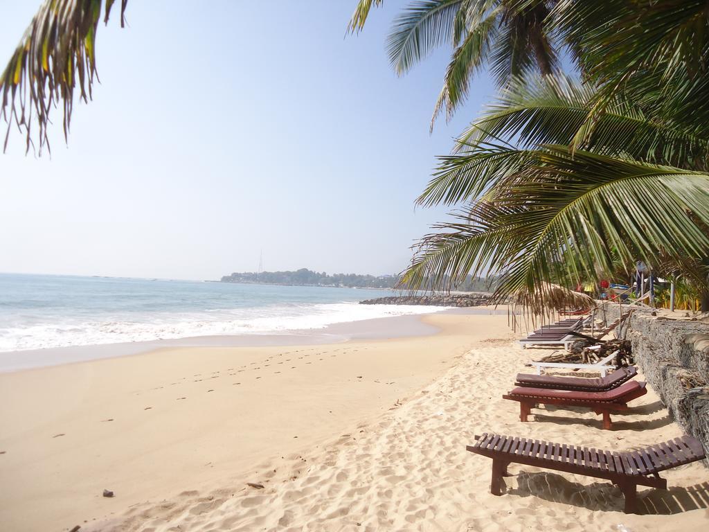 Chithra Homestay Tangalle Ngoại thất bức ảnh