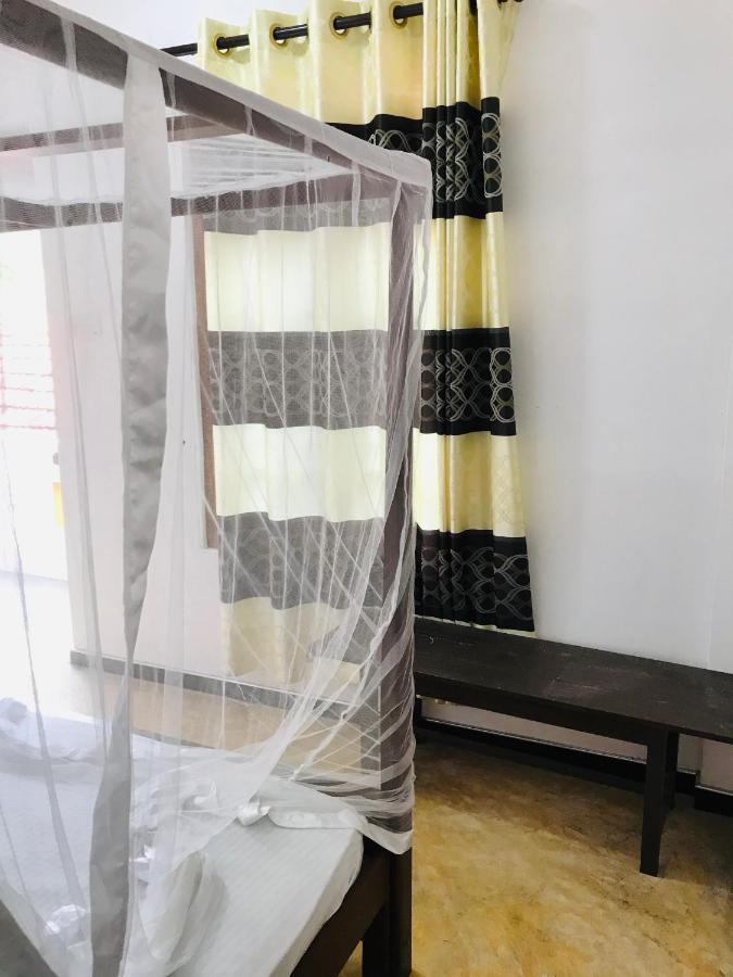 Chithra Homestay Tangalle Ngoại thất bức ảnh